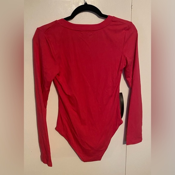 MANGOPOP Deep V Neck Bodysuit Pink, M - Picture 2 of 3